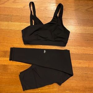 ALO size small yoga bra and 3/4 leggings.